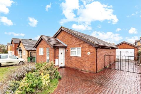 2 bedroom detached bungalow for sale, Broad Oaks, Wickford, Essex, SS12