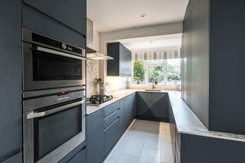 undefined, Cheapside, Horsell, GU21