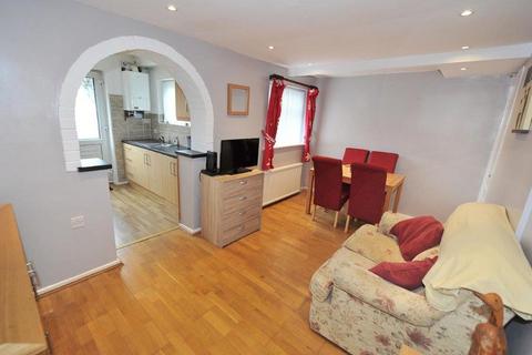 3 bedroom semi-detached house for sale, Harewood Road, Irlam, M44