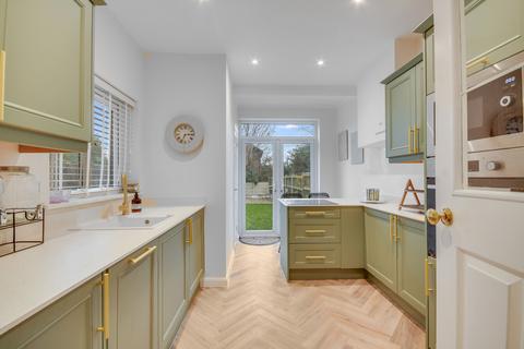 3 bedroom terraced house for sale, Henry Road, Chelmsford