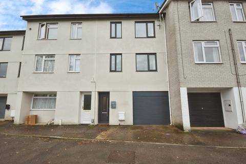 undefined, Radyr Court Close, Cardiff CF5