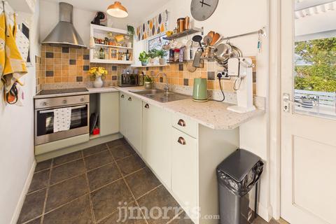 2 bedroom detached bungalow for sale, Dinas Cross, Newport, SA42