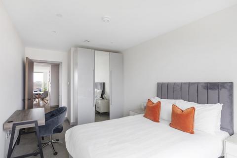 2 bedroom flat to rent, Taper Building, Long Lane, SE1