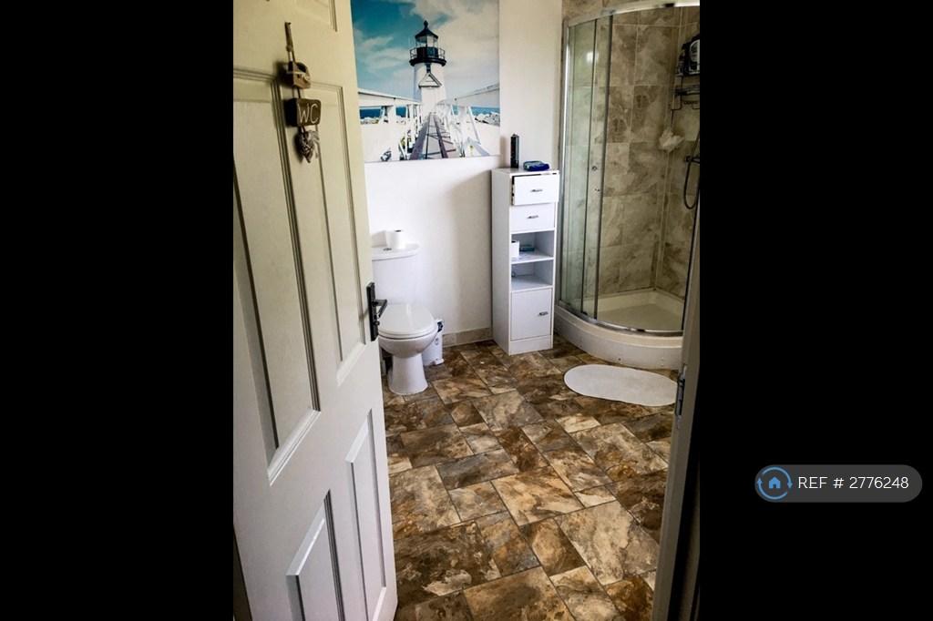First Floor Bathroom