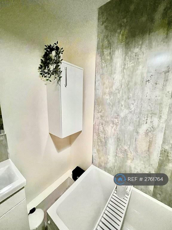 Newly Fitted Bathroom