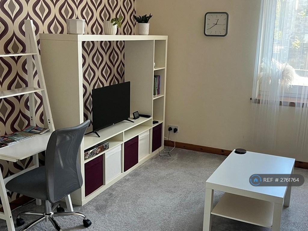 Fresh And Cosy Living Space