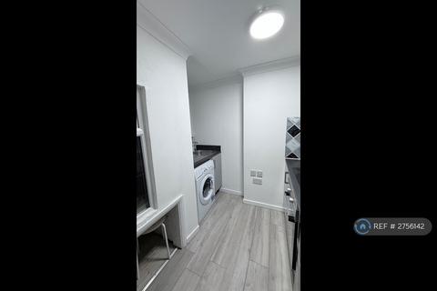 1 bedroom flat to rent, Parchmore Road, Thornton Heath, CR7