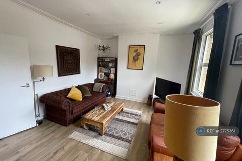 undefined, Grove Park Road, London, N15
