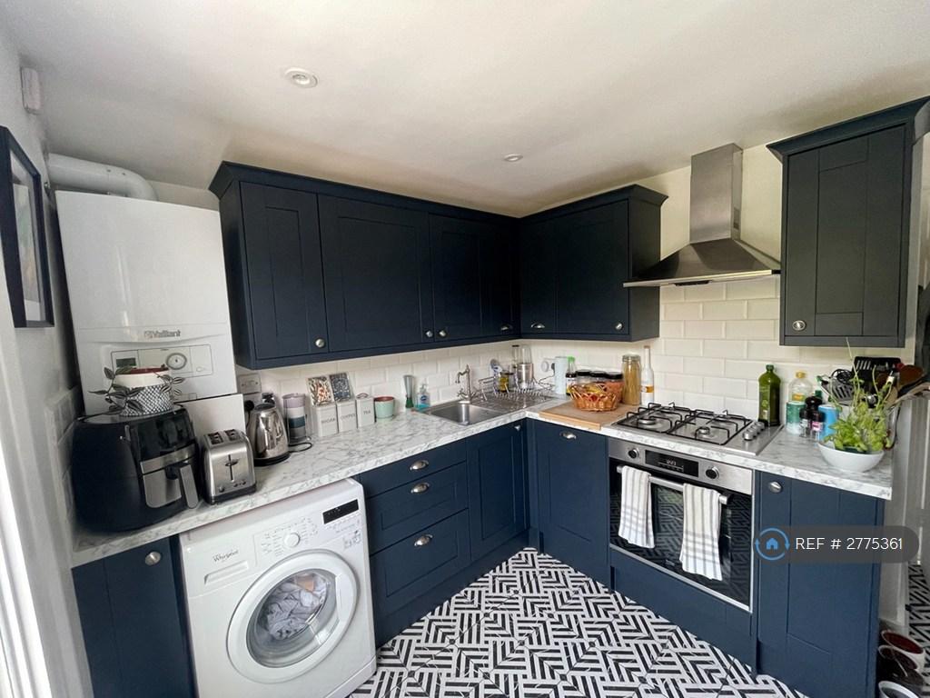 Recently Renovated Fitted Kitchen