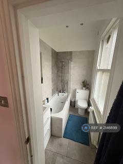undefined, Avenue Gardens, London, W3