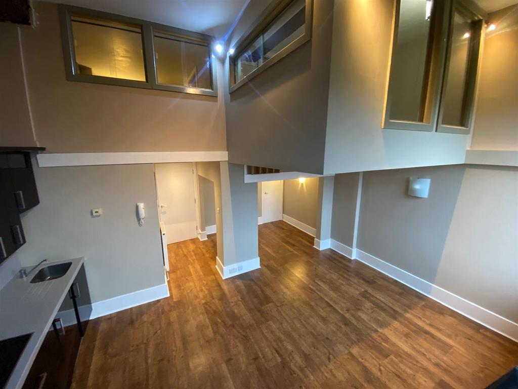LOUNGE KITCHEN 2.jpg