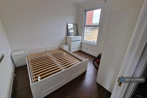 undefined, Kensington Avenue, London, E12
