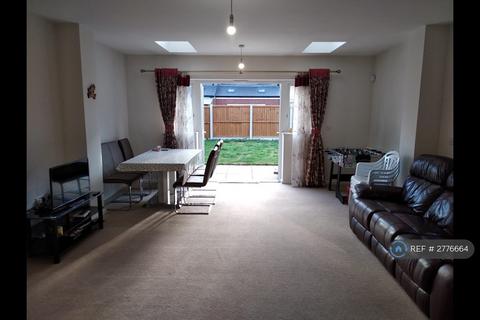 undefined, Twist Way, Slough, SL2