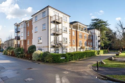 2 bedroom flat for sale, Stewart Court, Nascot Wood, Watford WD17 4BW