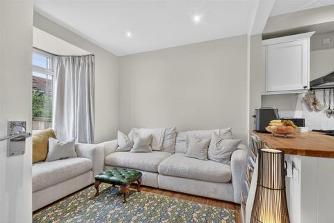 undefined, Byland Avenue