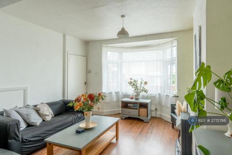 1 bedroom in a house share to rent, Branksome Crescent, Filton, Bristol, BS34