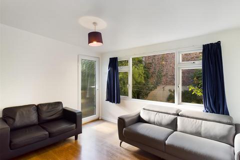 undefined, Elm Grove, Brighton