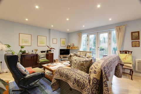 undefined, Brook Street, Tring
