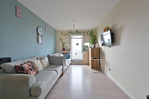 1 bedroom flat for sale, Stanley Road, South Harrow, Harrow, HA2