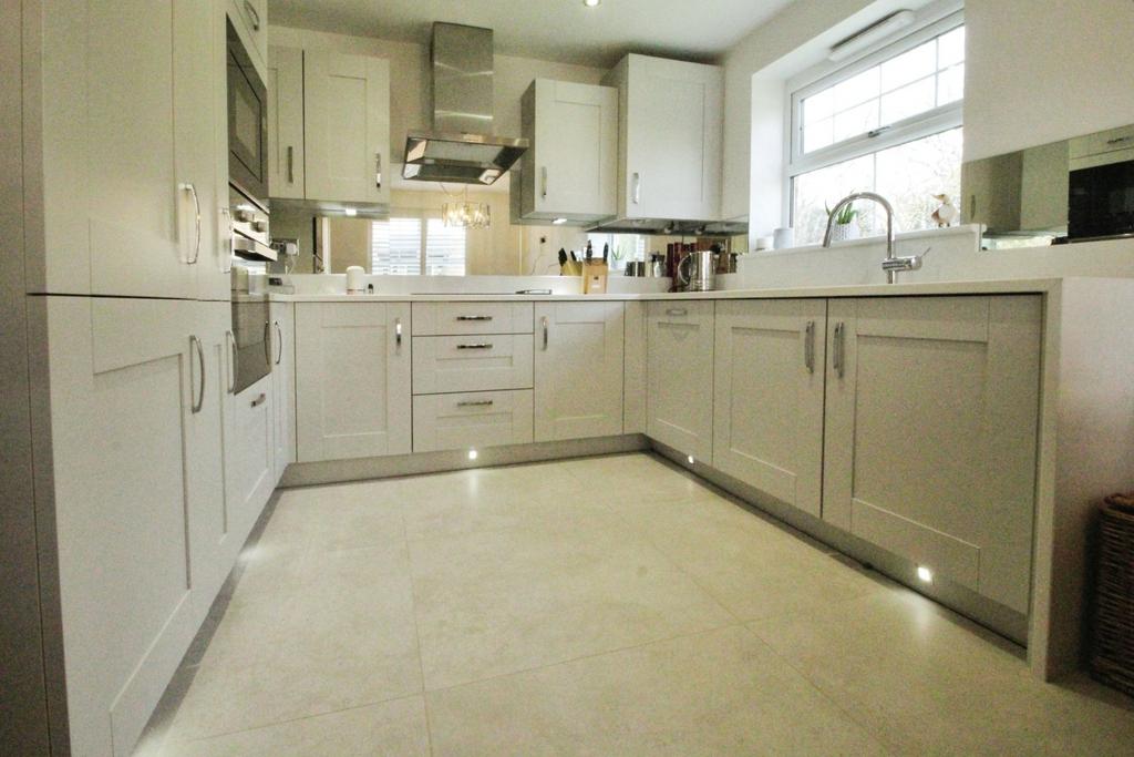 Picture No. 03