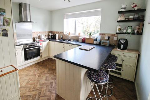 3 bedroom semi-detached house for sale, Charlbury Crescent, West Midlands B26