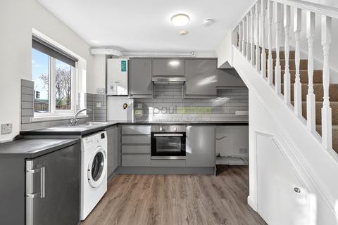 1 bedroom terraced house for sale, Wrangthorne Walk, Croydon, Surrey