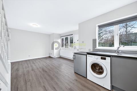 1 bedroom terraced house for sale, Wrangthorne Walk, Croydon, Surrey