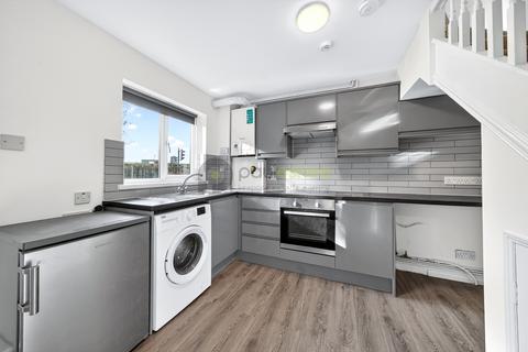 1 bedroom terraced house for sale, Wrangthorne Walk, Croydon, Surrey