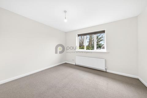 1 bedroom terraced house for sale, Wrangthorne Walk, off Fernleigh Close, Croydon, Surrey