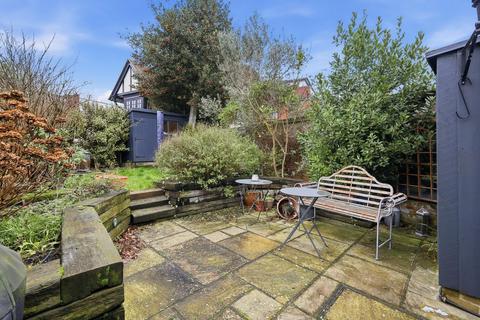 undefined, Smarts Lane, Loughton