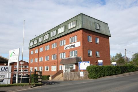 Office to rent, Station Rd Westbury BA13 4HR