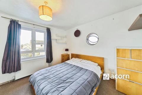 1 bedroom flat to rent, Oxley Close London SE1