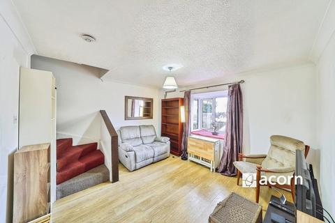 1 bedroom flat to rent, Oxley Close London SE1