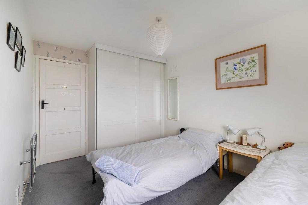 102541 37 Assisi Road-25.jpg