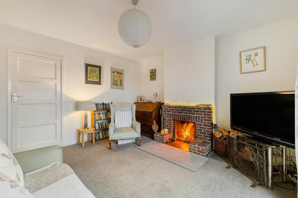 102541 37 Assisi Road-1.jpg