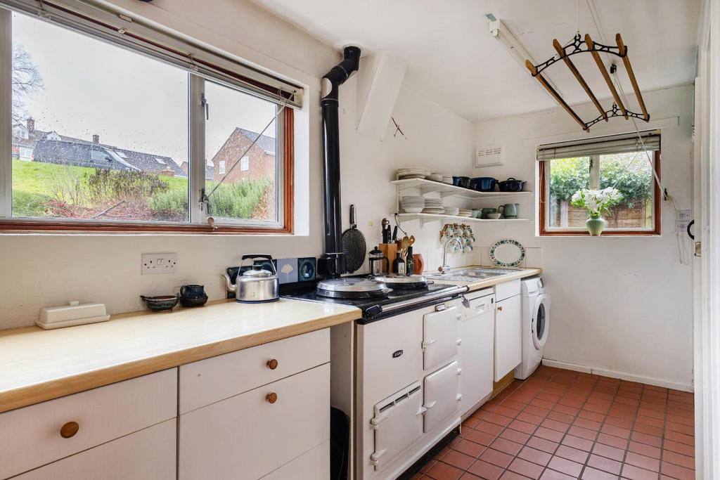 102541 37 Assisi Road-4.jpg