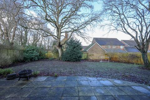 4 bedroom detached house for sale, Sycamore Drive, Burgess Hill, RH15
