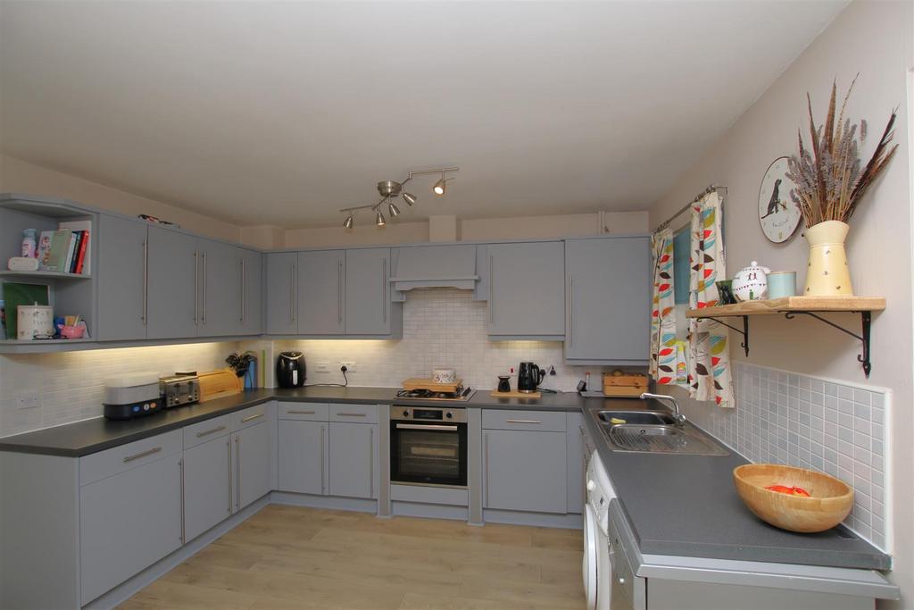Kitchen &amp; Diner.JPG