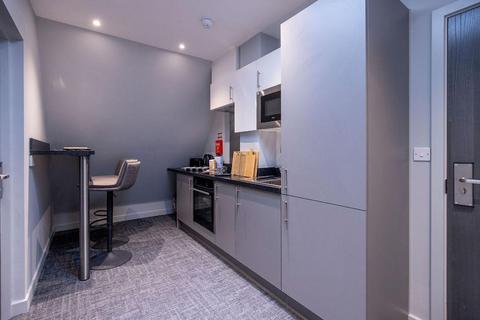 undefined, Ash Grove, Guildford GU2