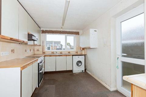 3 bedroom end of terrace house for sale, Bowness Avenue, Sompting, Lancing