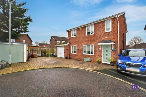 4 bedroom detached house for sale, Kilford Close, Callands WA5
