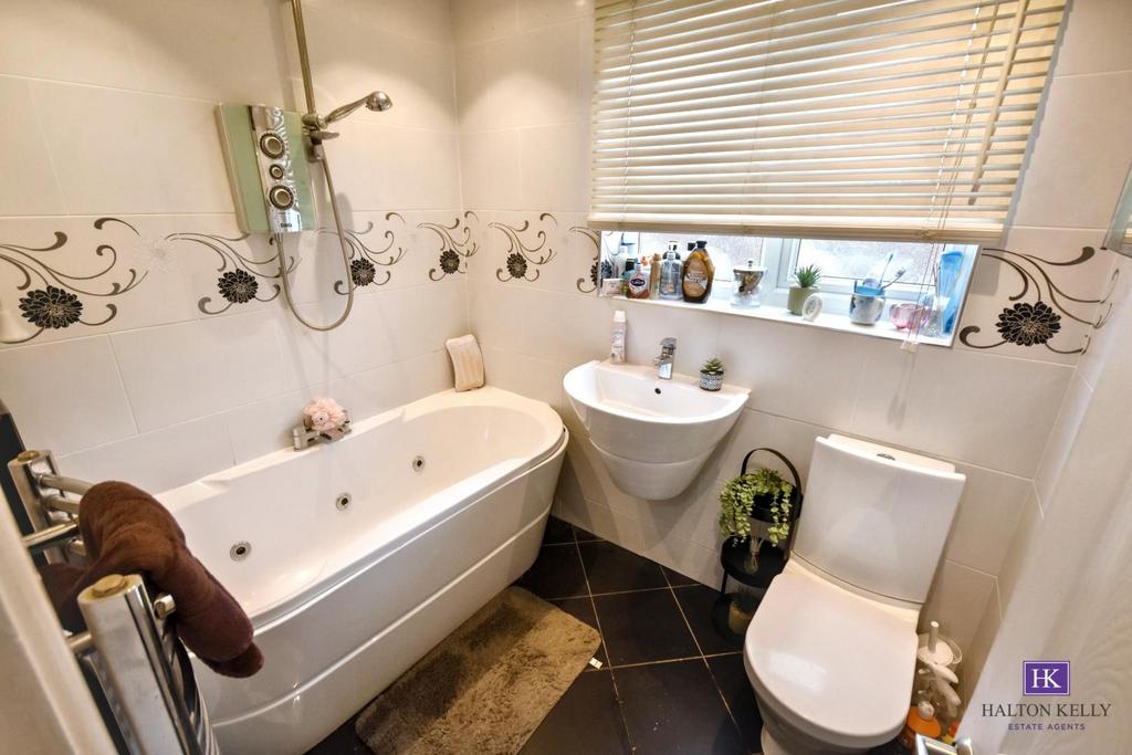 Family bathroom