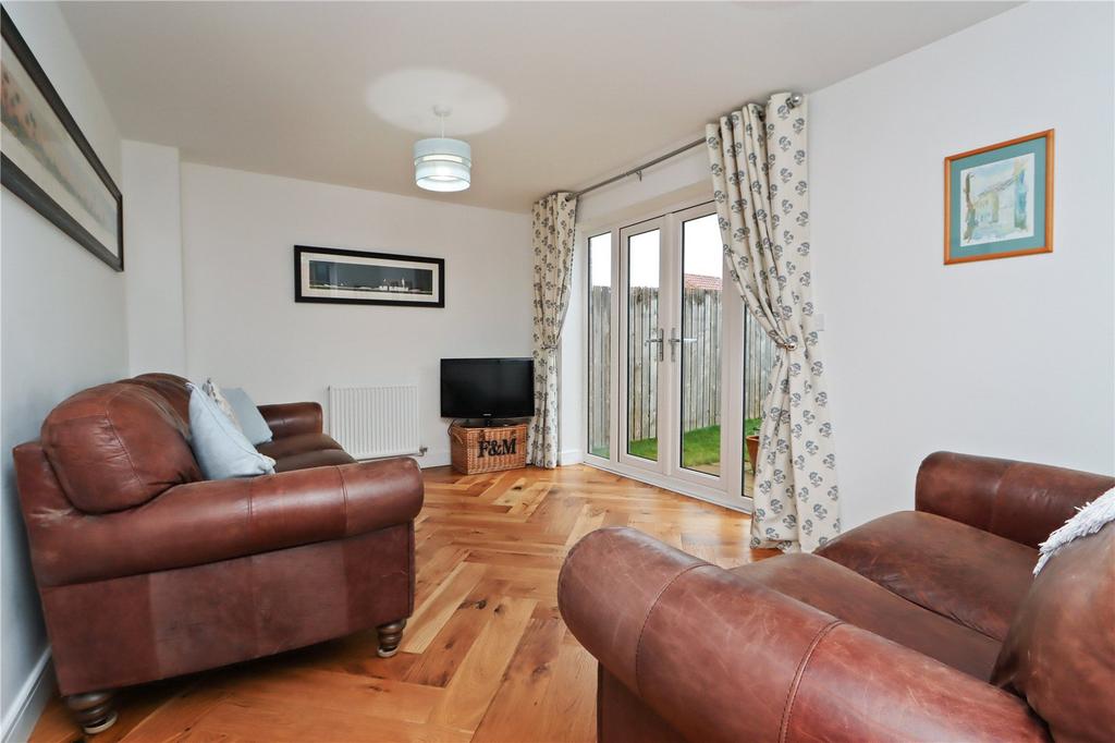Living Room Pic 1