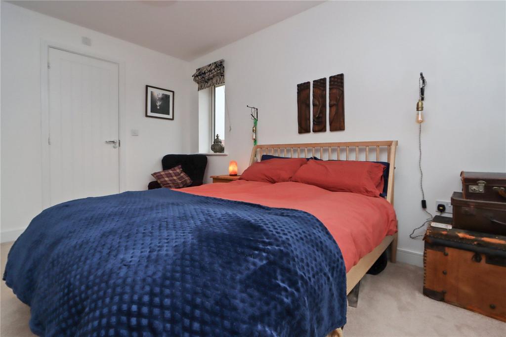 Bedroom One Pic 2