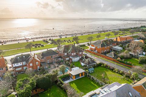 undefined, Southend-on-sea SS1