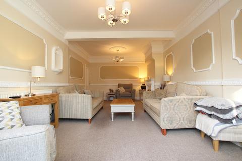 4 bedroom detached house for sale, Rushton Road, Rothwell, Kettering, Northamptonshire, NN14