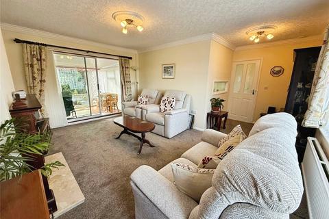 undefined, Derwent Close, Lincoln LN6