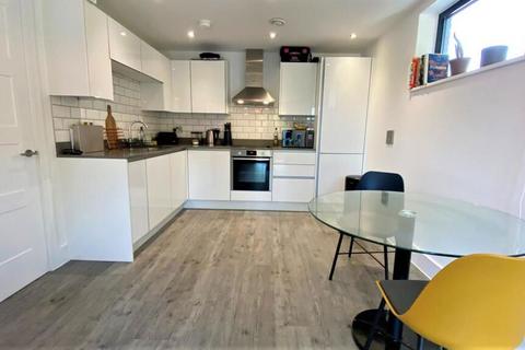 2 bedroom apartment for sale, Alcester Road, Moseley, Birmingham, West Midlands, B13 8EQ