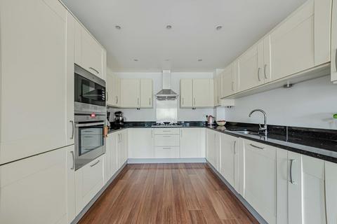 undefined, Walnut Tree Close, Westerham TN16
