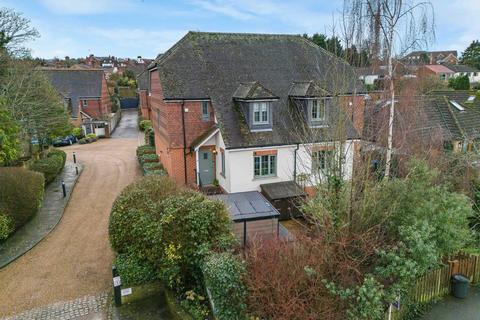 3 bedroom semi-detached house for sale, Walnut Tree Close, Westerham TN16